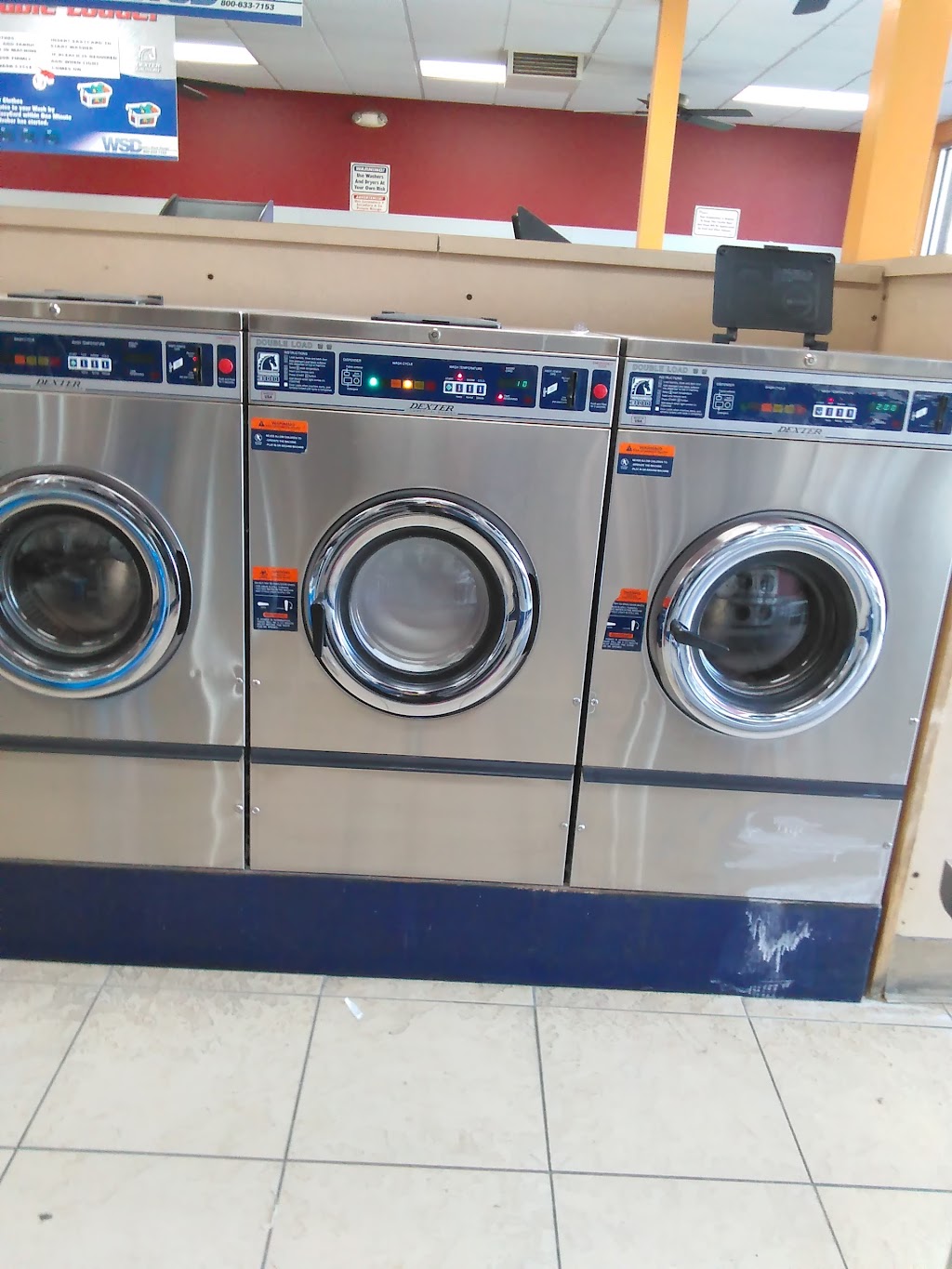 Cavaliers Wash-N-Dry | 2590 S Maple Ave, Fresno, CA 93725, USA | Phone: (559) 442-1252