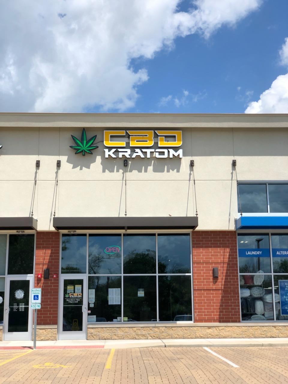 CBD Kratom | 640 Ogden Ave unit b, Downers Grove, IL 60515, USA | Phone: (331) 903-3983