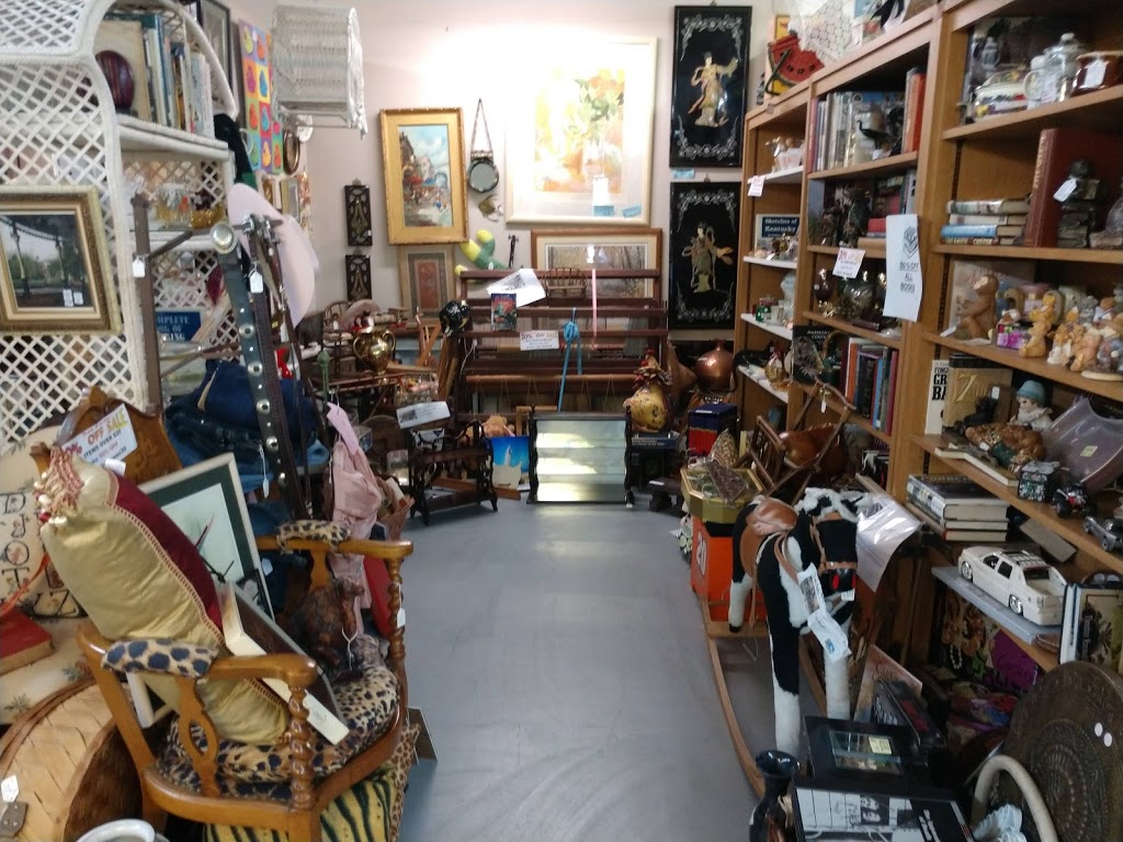 AntiqueToys.com cases within Antique Marketplace | 8010 US Hwy 19 N, Pinellas Park, FL 33781, USA | Phone: (727) 777-4206