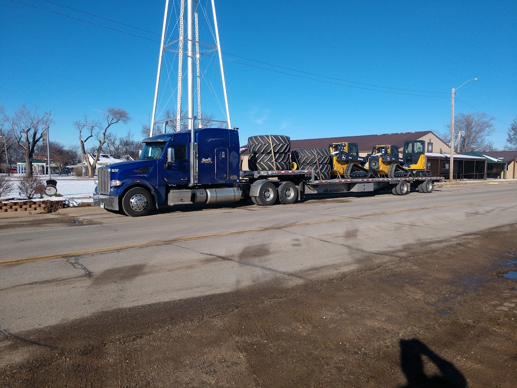 Jantz Trucking Inc. | 2175 Cheyenne Rd, Moundridge, KS 67107, USA | Phone: (620) 345-6600