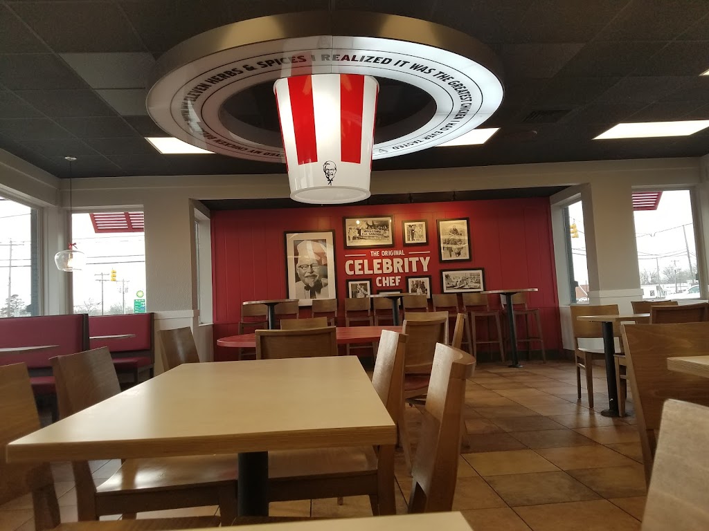 KFC | 2304 Maple Ave, Burlington, NC 27215, USA | Phone: (336) 229-6104