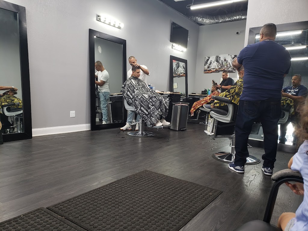 Supreme Cuts | 1316 80th St, Kenosha, WI 53143, USA | Phone: (262) 484-4044