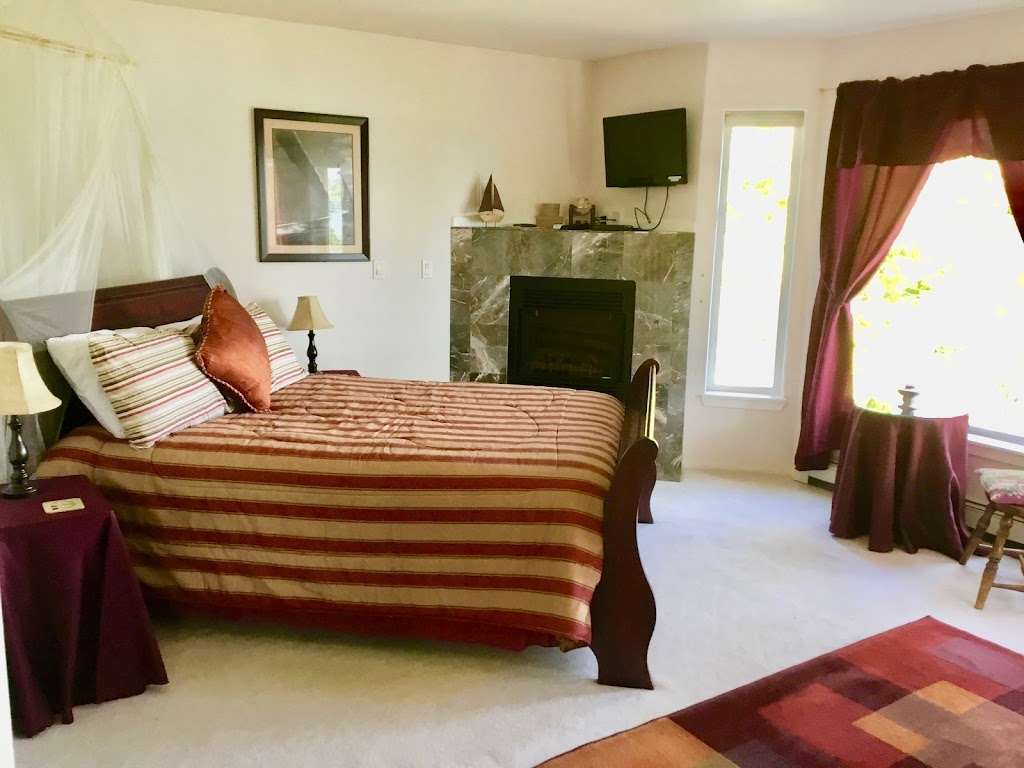 Harbor Hideaway Vacation Rental | 1424 Coachman Ct, Freeland, WA 98249, USA | Phone: (360) 969-1474