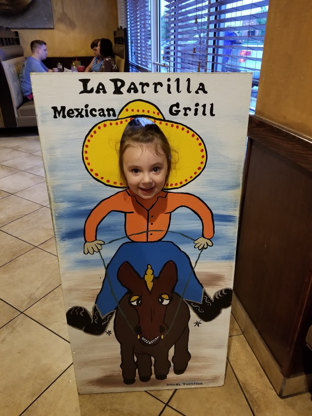 La Parrilla Mexican Grill | 1501 Cedar Road Suites 106-109, Chesapeake, VA 23322, USA | Phone: (757) 548-5222