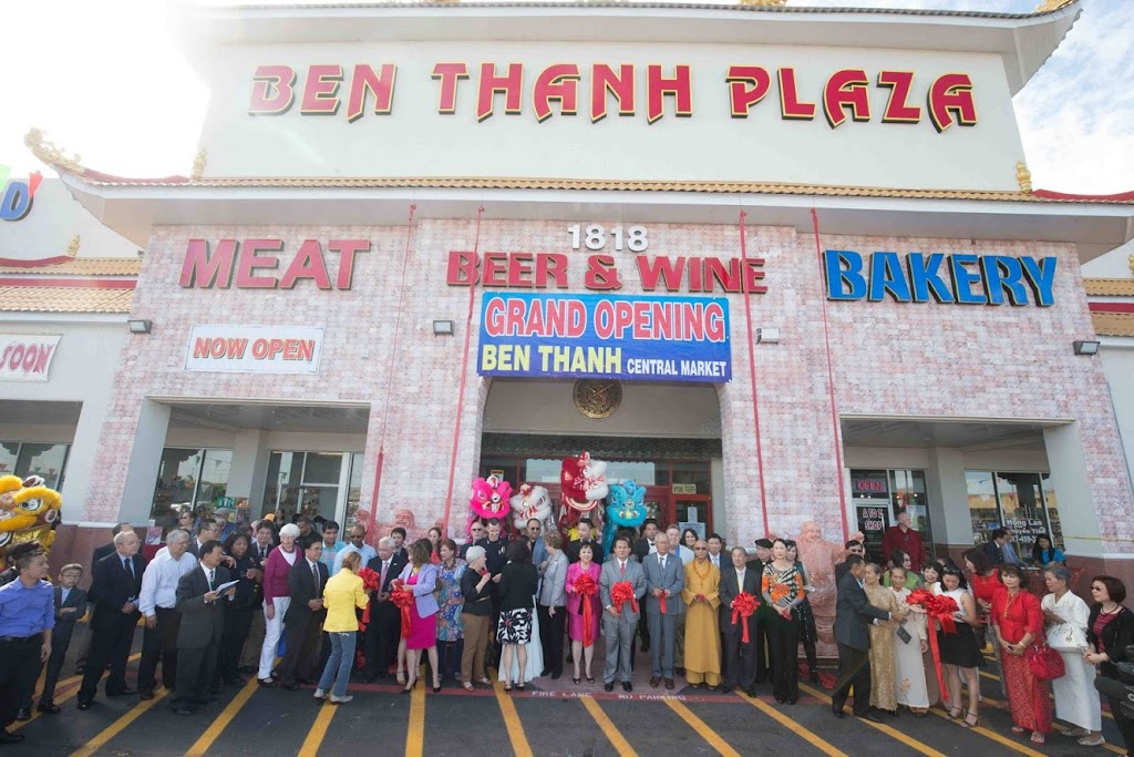 Ben Thanh Plaza and Central Market | 1818 E Pioneer Pkwy Ste 100, Arlington, TX 76010, USA | Phone: (817) 303-6868