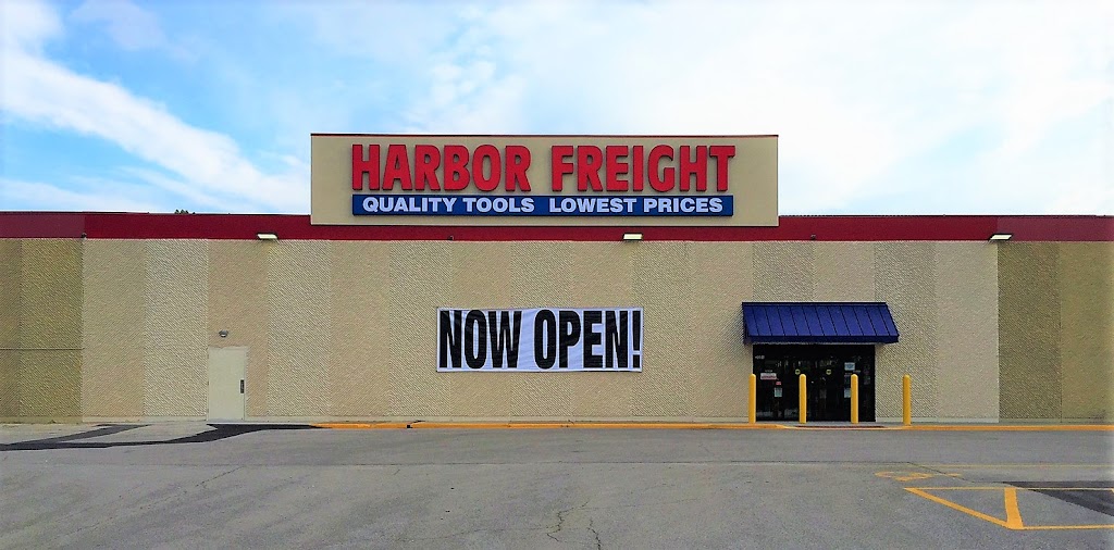 Harbor Freight Tools | 2606 Homer M Adams Pkwy, Alton, IL 62002, USA | Phone: (618) 462-0307