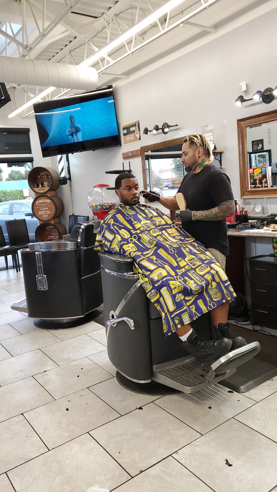 Arochis barbershop | 3519 Mahanna St #160, Dallas, TX 75209, USA | Phone: (972) 807-9989