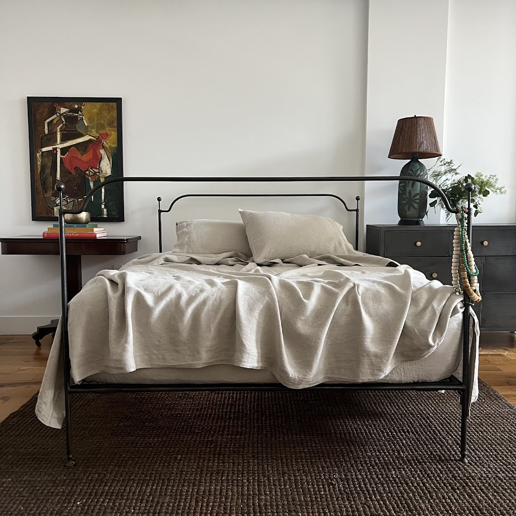 Linoto 100% linen bed, bath, home | 3199 Albany Post Rd #215, Buchanan, NY 10511, USA | Phone: (888) 954-6686