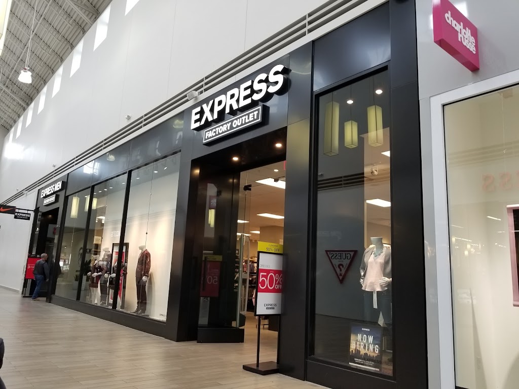Express Factory Outlet | 1101 Outlet Collection Way, Auburn, WA 98001, USA | Phone: (253) 258-3063