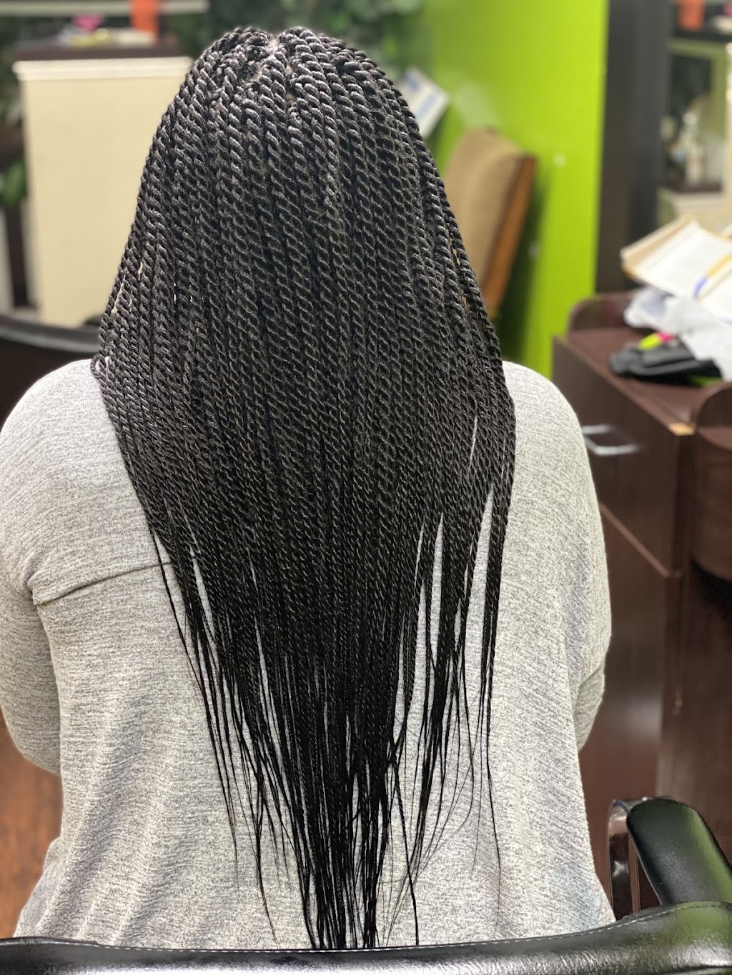 Harbys Braids Salon | 2661 Midway Rd Suite 103, Carrollton, TX 75006, USA | Phone: (469) 300-1412