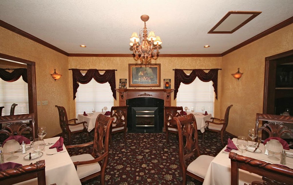 Whispering Pines Inn | 7820 E State Hwy 9, Norman, OK 73026, USA | Phone: (405) 447-0202