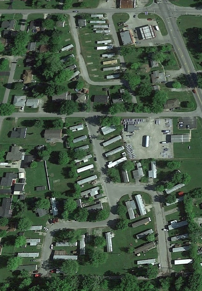 Royal Mobile Home Park | 719 W Curtsinger Dr Lot 31, Scottsburg, IN 47170, USA | Phone: (833) 548-3647