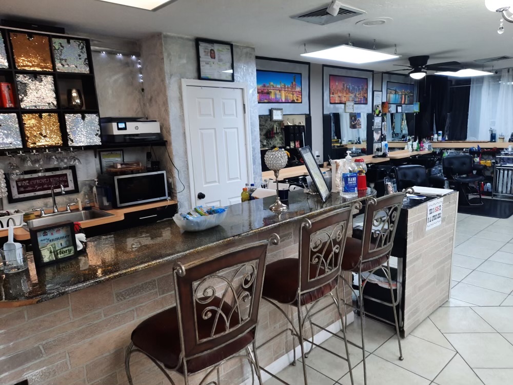 Razor Sharp Hair & Barber | 4630 Glissade Dr, New Port Richey, FL 34652, USA | Phone: (727) 203-3307