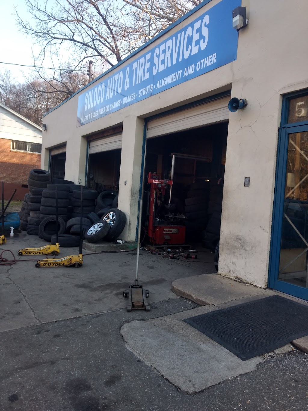 Soloco Auto And Tire Services - Tire Shop & Rim Repair | 5601 Livingston Rd, Forest Heights, MD 20745, USA | Phone: (240) 429-2594