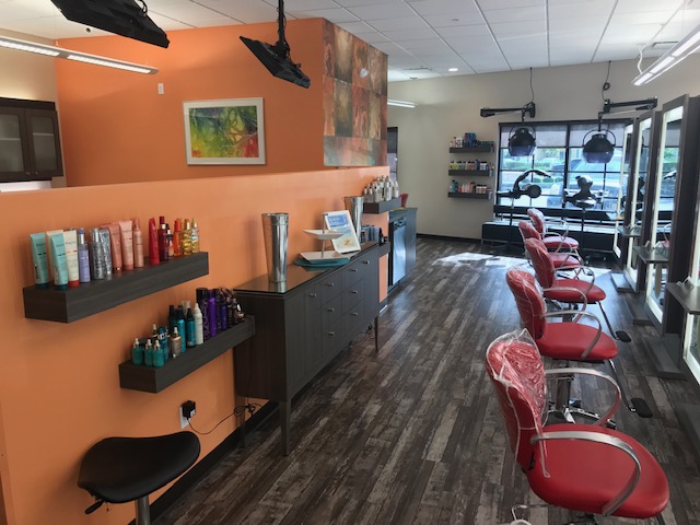 Yellow Strawberry Salon at Lakewood Ranch | 8215 Natures Way, Lakewood Ranch, FL 34202, USA | Phone: (941) 907-1130