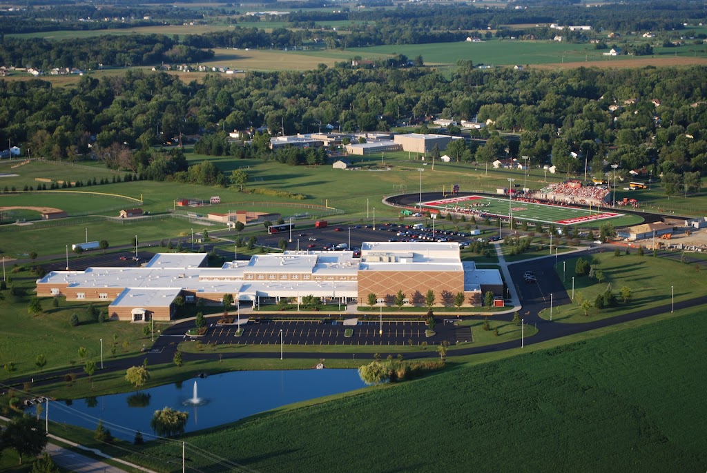 Bluffton High School | 1 Tiger Trail, Bluffton, IN 46714 | Phone: (260) 824-3724