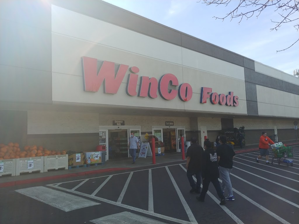 WinCo Foods | 1500 SW Oak St, Hillsboro, OR 97123, USA | Phone: (503) 846-0222