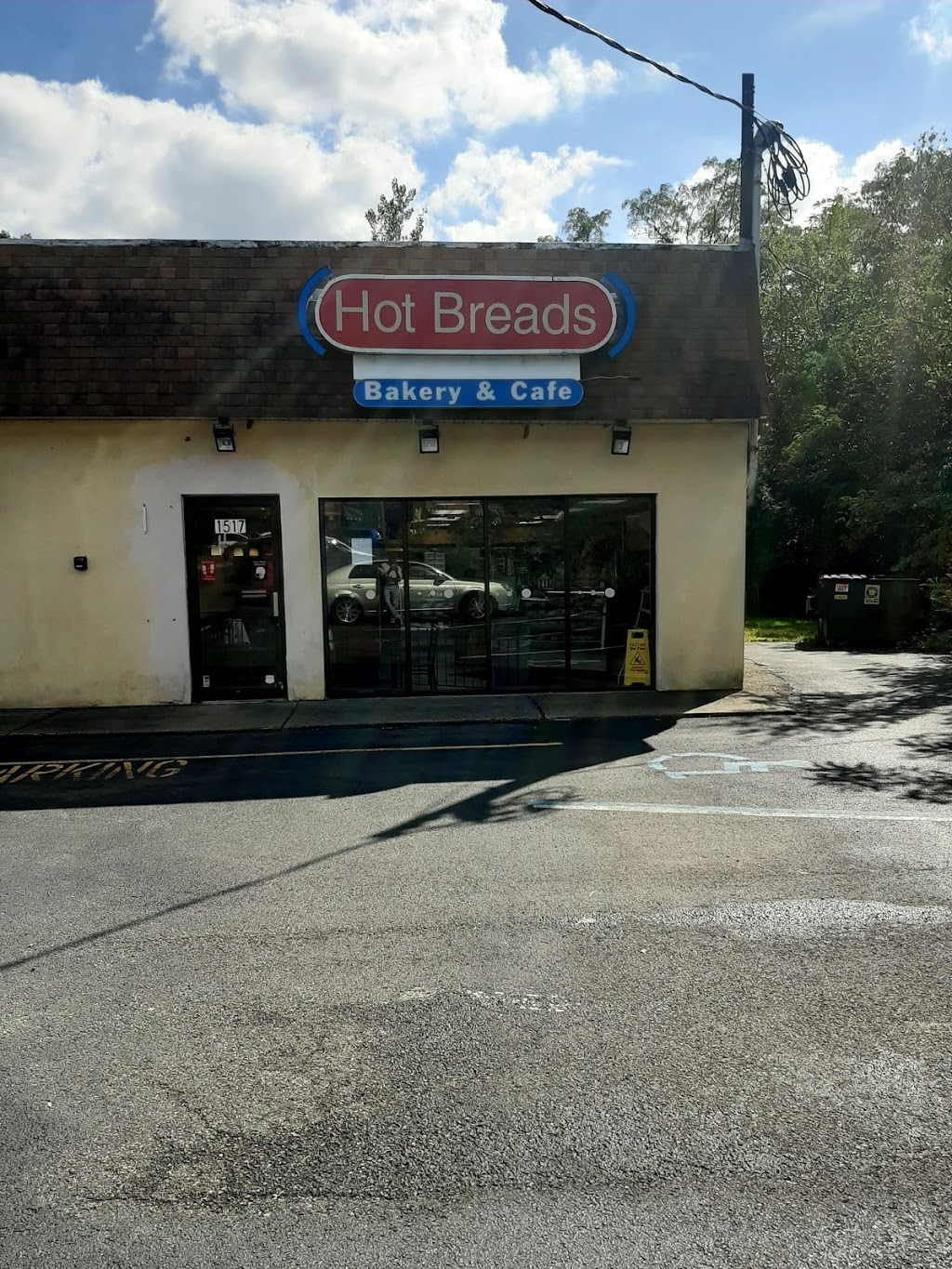 Hot Breads | 1517 US-46, Parsippany, NJ 07054, USA | Phone: (973) 263-9808