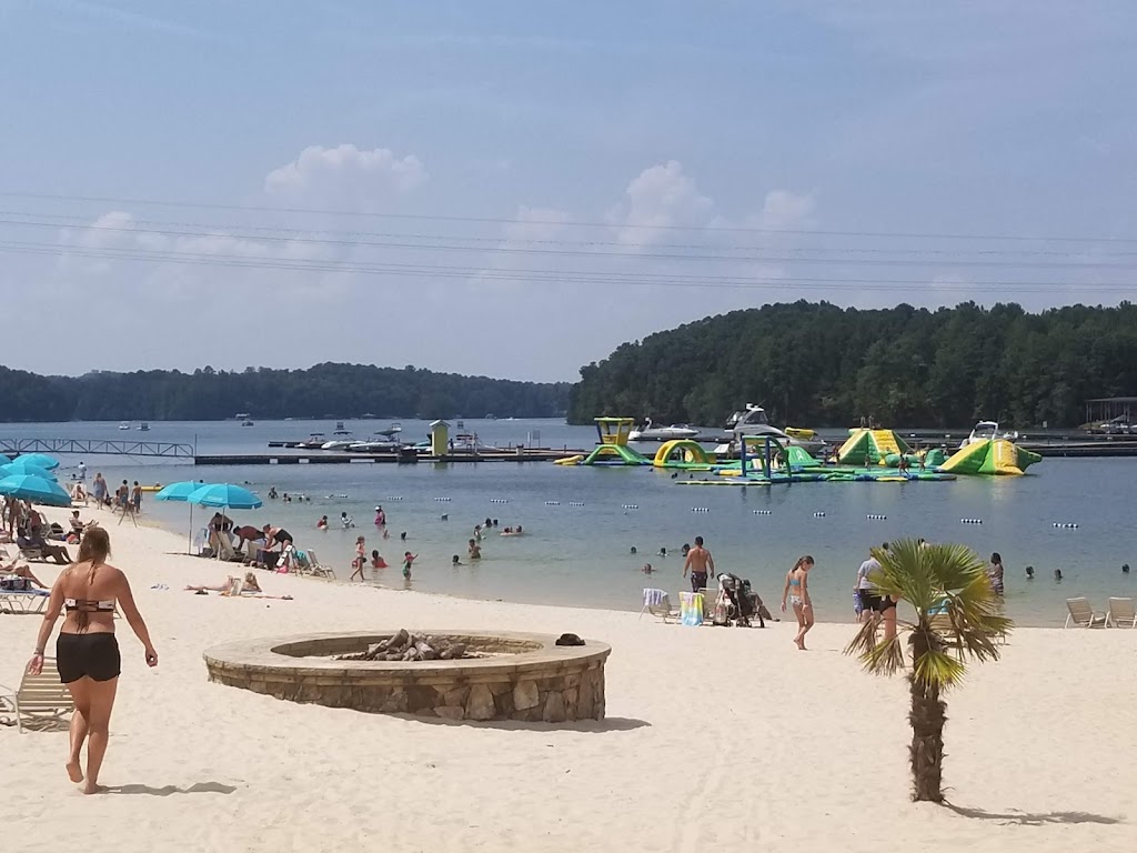 Lanier Islands Beach and Water Park | 7000 Lanier Islands Pkwy, Buford, GA 30518, USA | Phone: (470) 323-3440