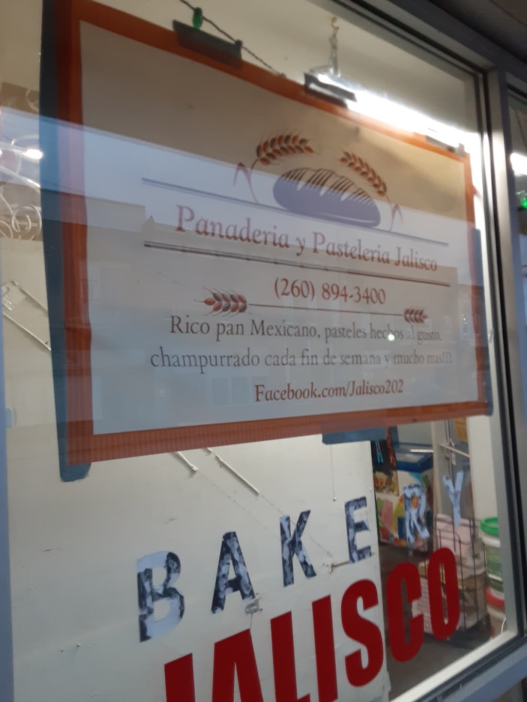 Panaderia y Pasteleria Jalisco | 200 S Cavin St, Ligonier, IN 46767, USA | Phone: (260) 894-3400