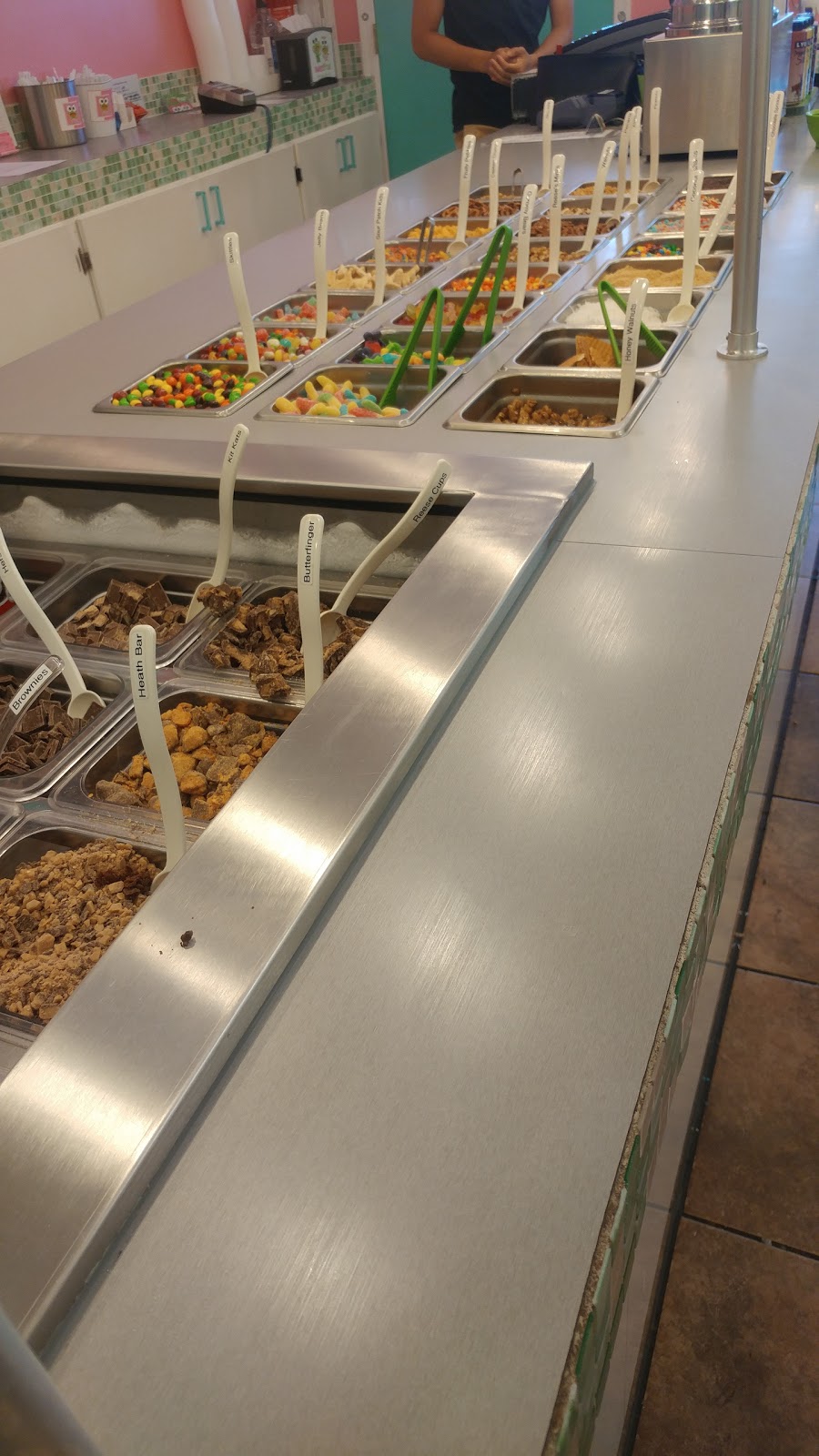 sweetFrog | 7225 Bell Creek Rd #252, Mechanicsville, VA 23111, USA | Phone: (804) 730-4249