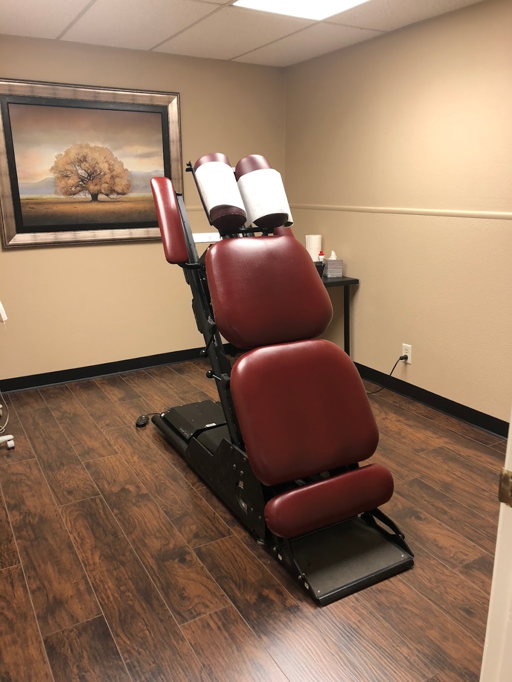 Dover Chiropractic | 1312 Geneva St ste a, Castroville, TX 78009 | Phone: (830) 931-2211