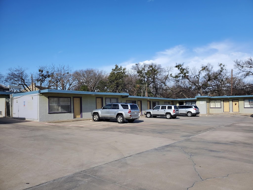 183 Motel | 2500 W Euless Blvd, Euless, TX 76040, USA | Phone: (817) 545-5111