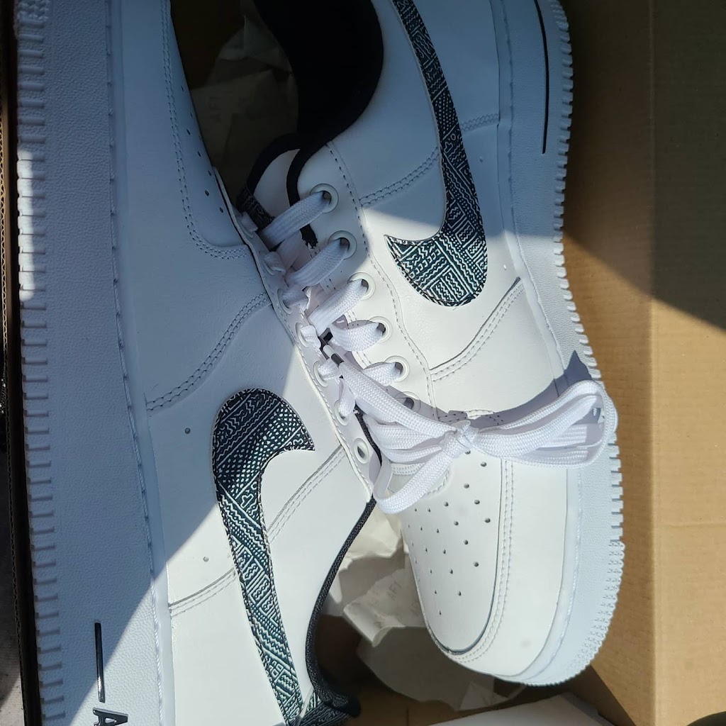 Foot Locker | 7700 W Northwest Hwy Suite 420, Dallas, TX 75225, USA | Phone: (214) 373-0064