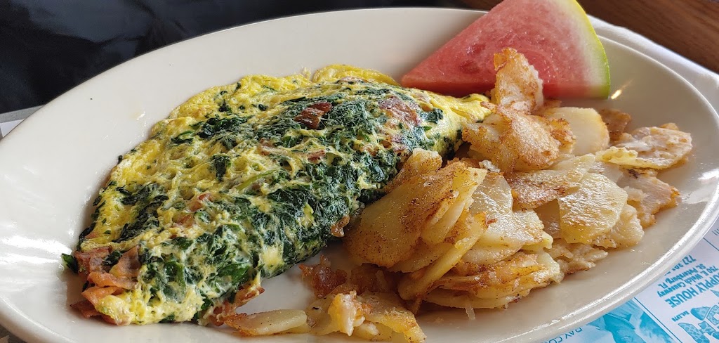 Kennys Korner Restaurant | 17702 Gulf Blvd, Redington Shores, FL 33708, USA | Phone: (727) 391-6811