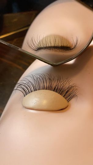 Lash Divas | Clara St, Middleborough, MA 02346, USA | Phone: (304) 483-4851