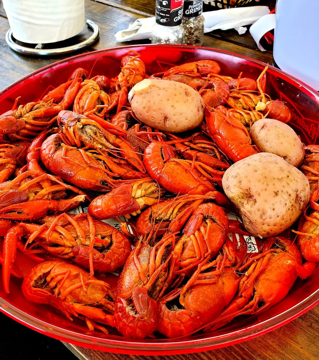 The Crawfish Hole | 8899 Airline Hwy, Livonia, LA 70755, USA | Phone: (225) 637-2121