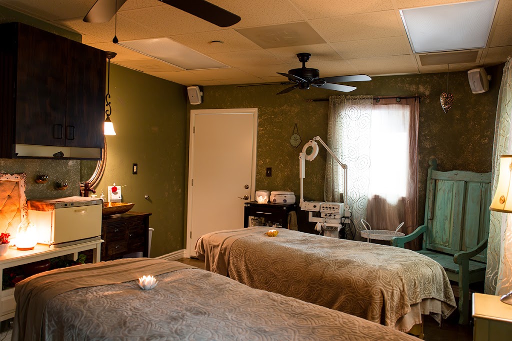 Serenity Salon Suites | 6120 W Bell Rd, Glendale, AZ 85308, USA | Phone: (833) 247-7373
