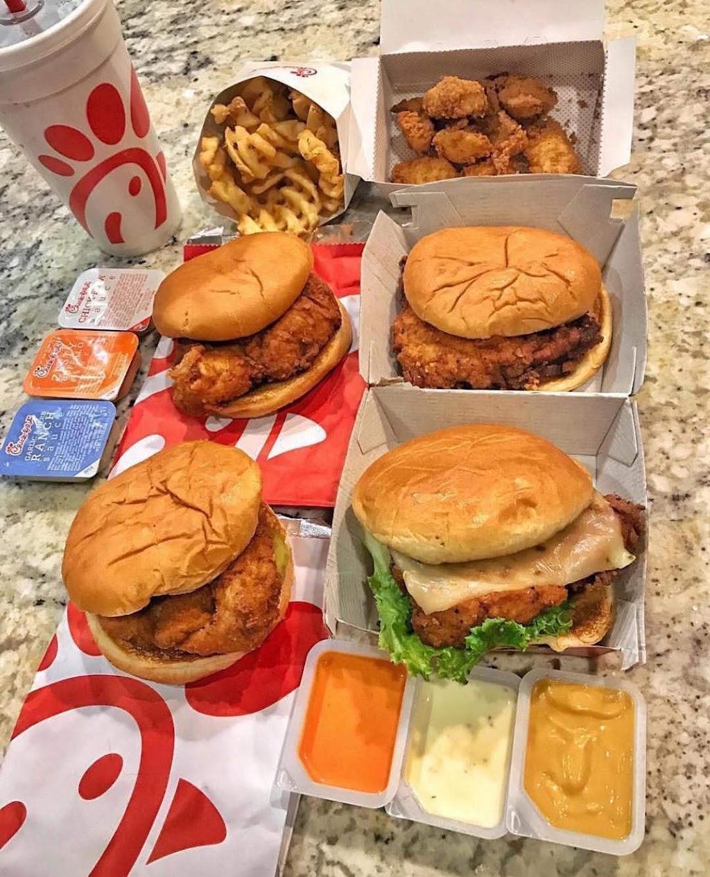 Chick-fil-A Edgewater, MD | 3220 Solomons Island Rd, Edgewater, MD 21037, USA | Phone: (410) 956-0402