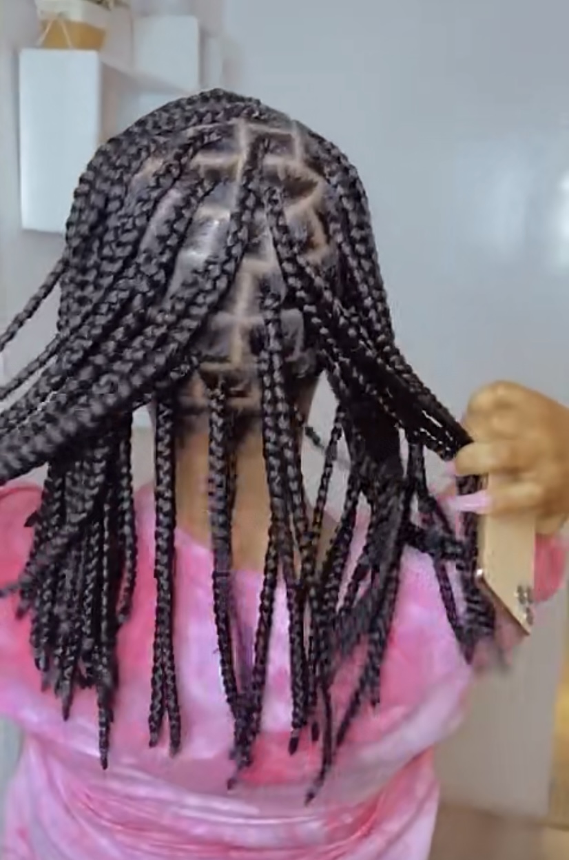 Koumba african hair braiding | 6619 Betts Ave, Cincinnati, OH 45239, USA | Phone: (513) 394-1742