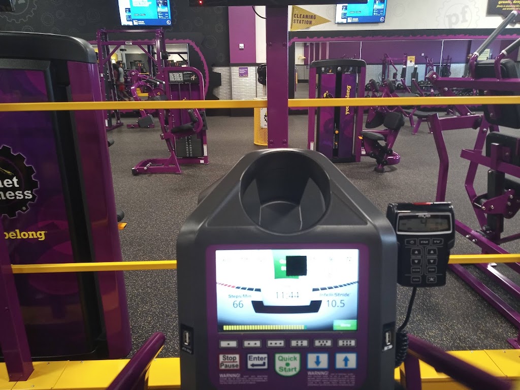 Planet Fitness | 120 Commerce Ln, Fairview Heights, IL 62208, USA | Phone: (618) 213-7204