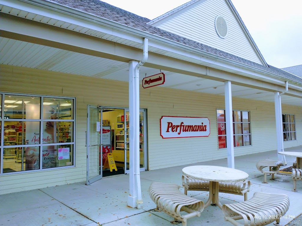 Perfumania | 549 S Chillicothe Rd #220, Aurora, OH 44202, USA | Phone: (330) 562-1539