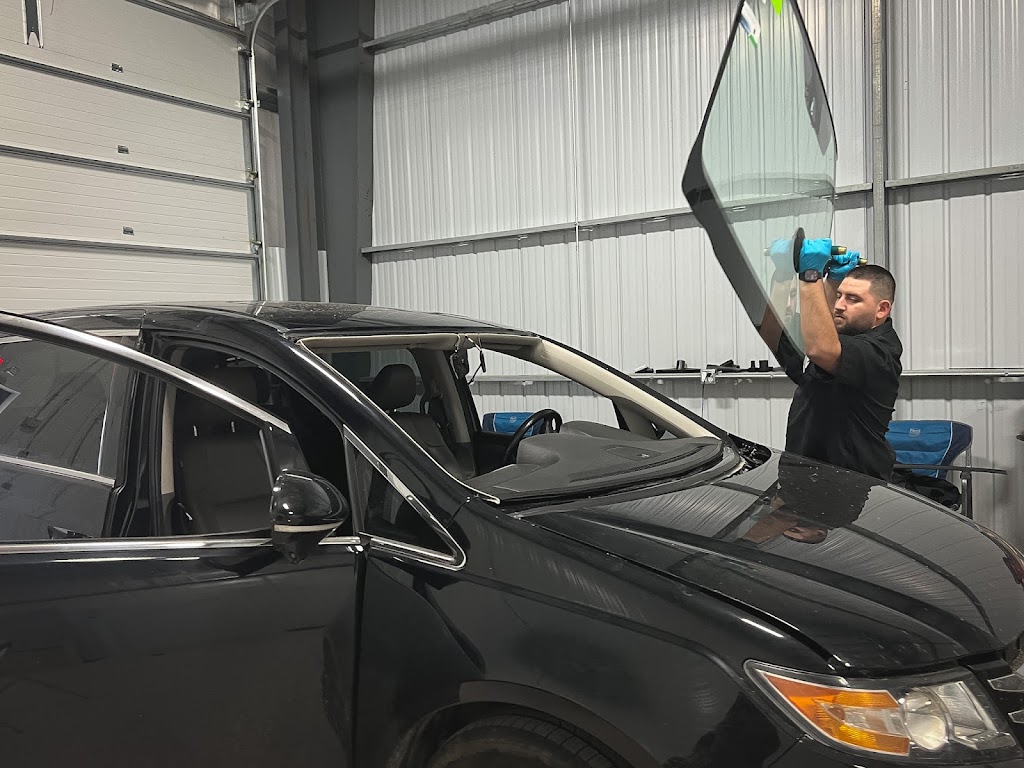 Melero & Sons Autoglass | 1328 Willow St #700, Faribault, MN 55021, USA | Phone: (507) 497-6432