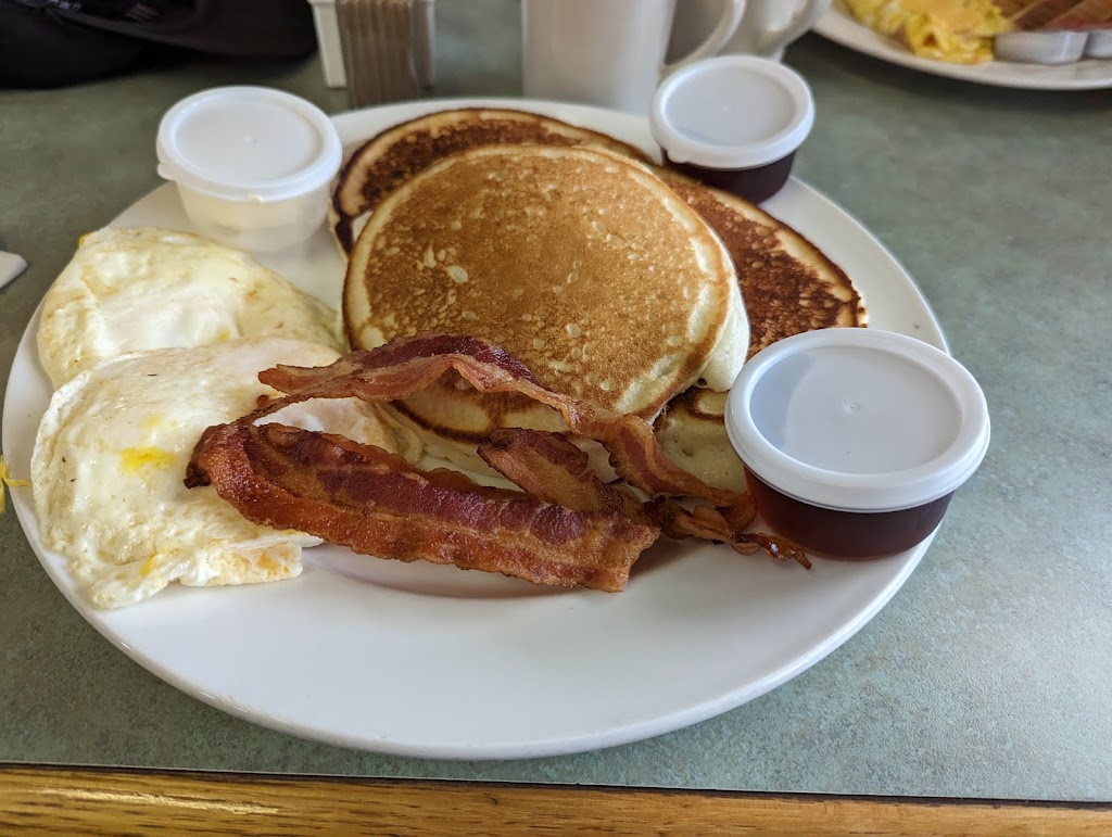 Nana Junes Diner | 317 US-60, Irvington, KY 40146, USA | Phone: (270) 296-1954