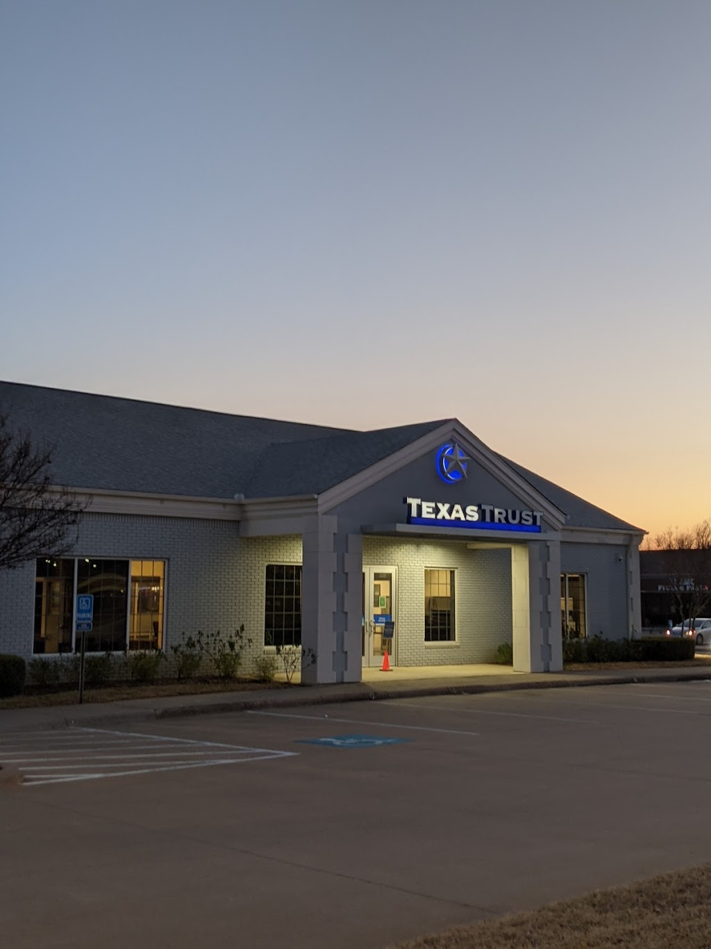 Texas Trust Credit Union | 103 W Harwood Rd, Hurst, TX 76054, USA | Phone: (972) 263-5171