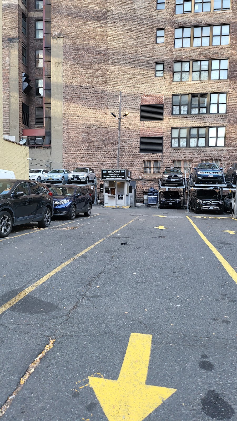 MPG Parking (MP Hudson) | 545 W 30th St, New York, NY 10001, USA | Phone: (646) 609-2161