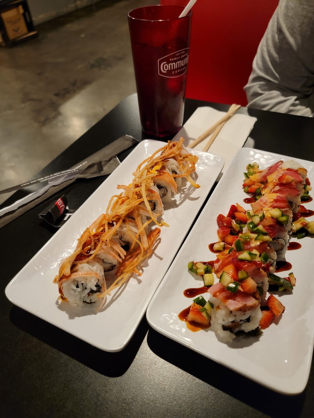 Rock N Roll Sushi Slidell | 680 Town Center Pkwy, Slidell, LA 70458, USA | Phone: (985) 649-4051