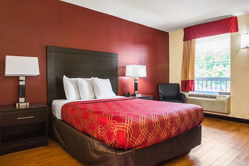 Econo Lodge Research Triangle Park | 4433 NC-55, Durham, NC 27713, USA | Phone: (919) 544-4579