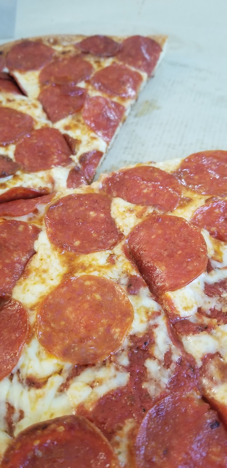 Little Caesars Pizza | 338 W Tennyson Rd, Hayward, CA 94544, USA | Phone: (510) 785-4884