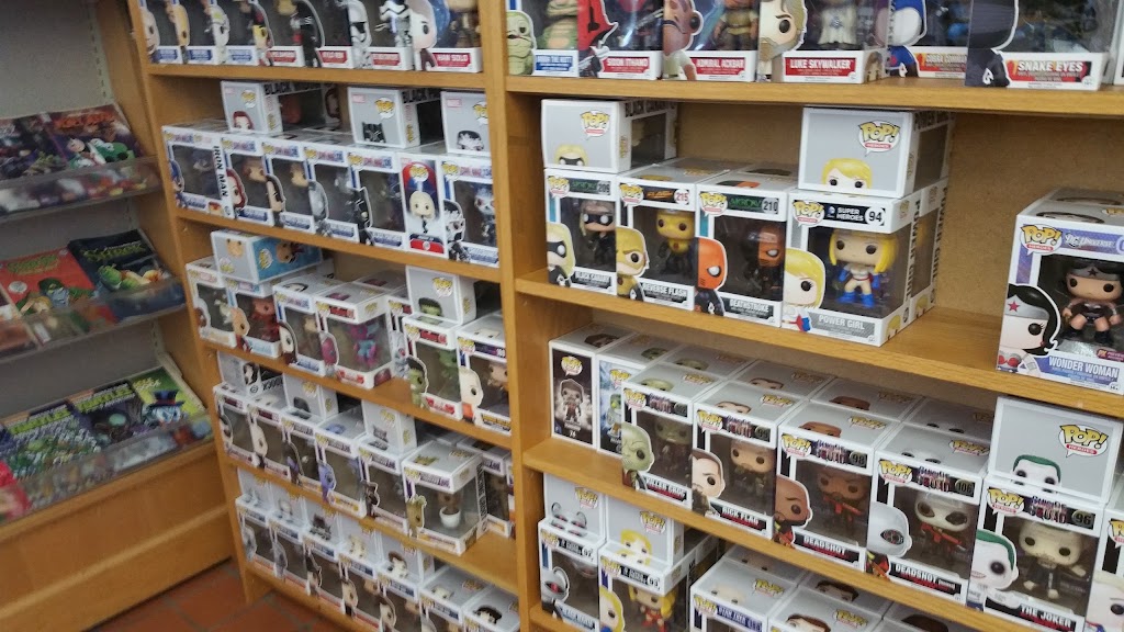 Coliseum of Comics Lakeland | 1517 Bartow Rd, Lakeland, FL 33801, USA | Phone: (863) 686-1350