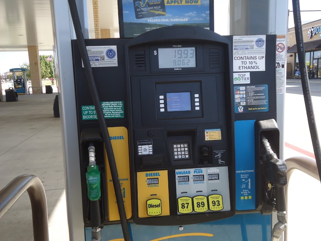 Valero | 1020 W Eldorado Pkwy, Little Elm, TX 75068, USA | Phone: (210) 345-2000