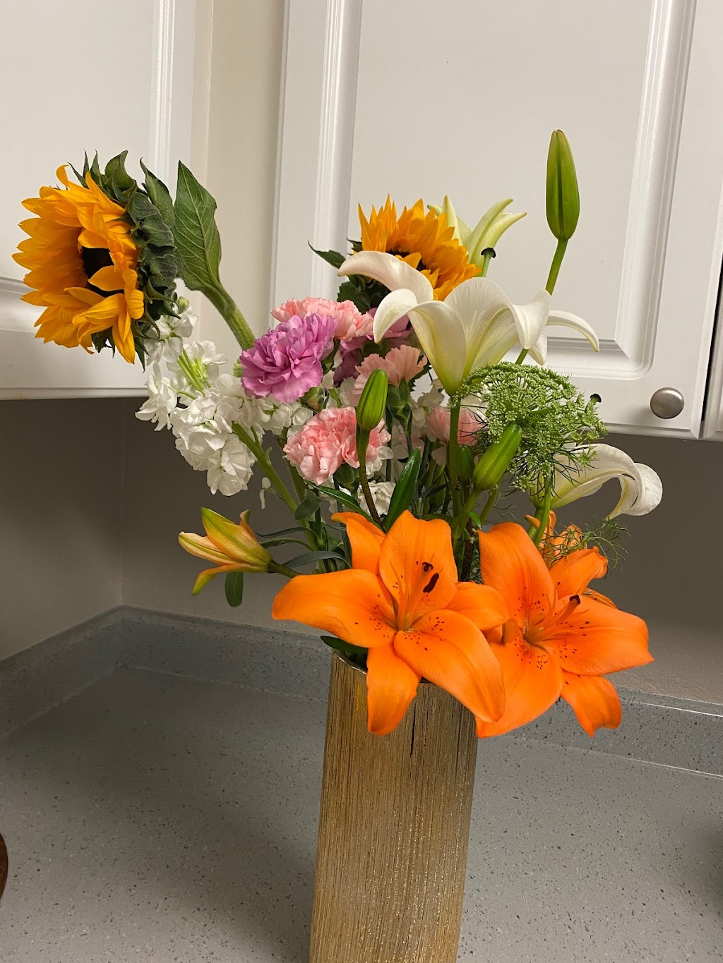 Above The Stem Floral Studio | 1580 Barton Rd suite B, Redlands, CA 92373, USA | Phone: (909) 335-8500
