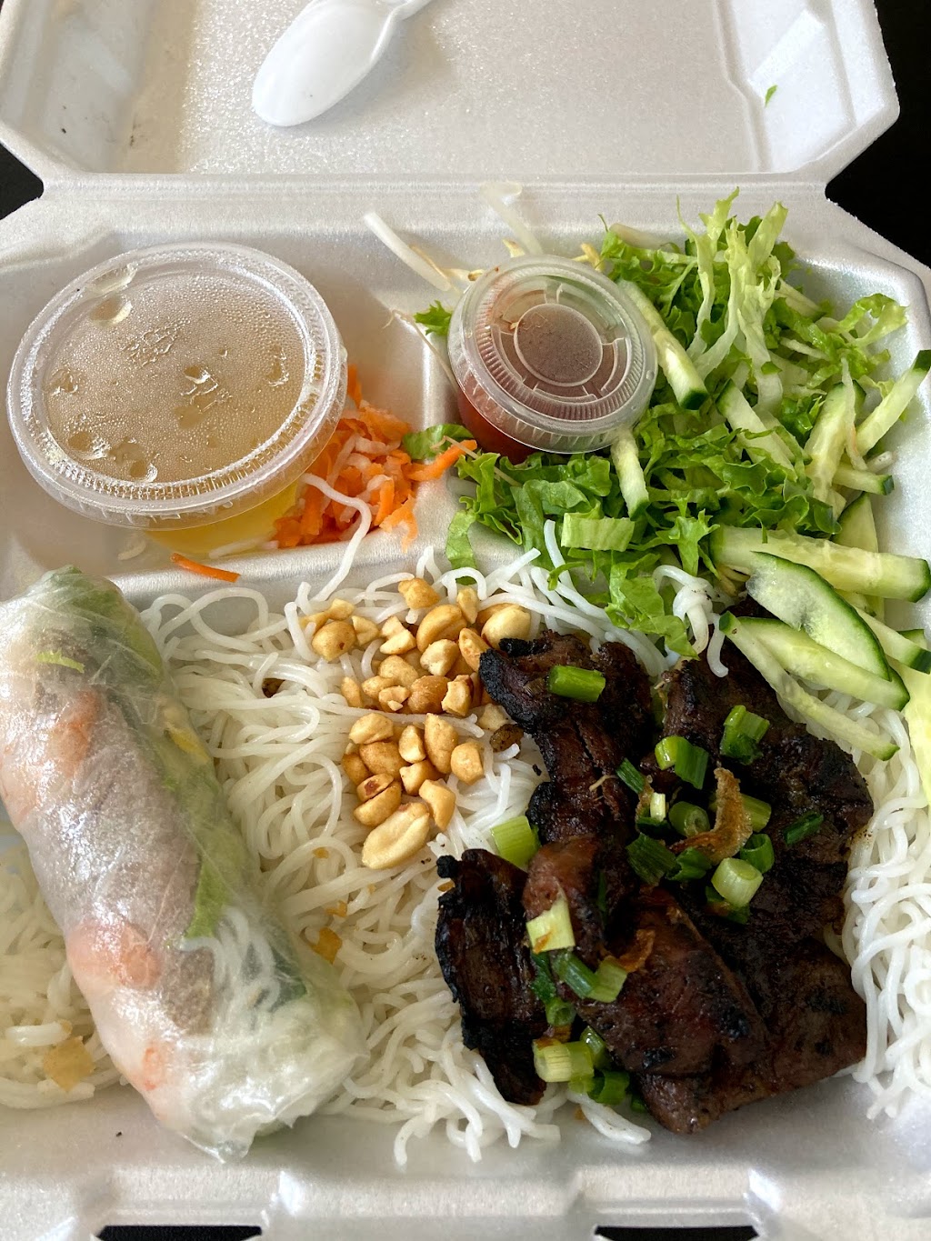 MI Li Cafe | 5858 Emporium Square, Columbus, OH 43231, USA | Phone: (614) 899-9202