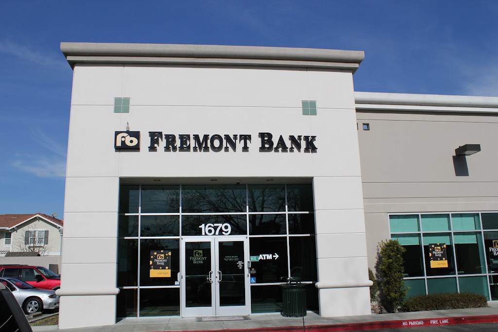 Fremont Bank | 1679 Industrial Pkwy W, Hayward, CA 94544, USA | Phone: (510) 512-1902