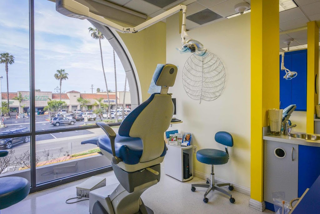 SoCal Smiles Dentistry | 230 E 17th St #208, Costa Mesa, CA 92627, USA | Phone: (949) 645-0045