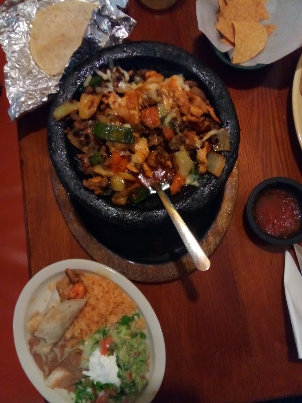 El Habanero Mexican Restaurant | 1070 W McPherson Hwy, Clyde, OH 43410, USA | Phone: (419) 547-0573
